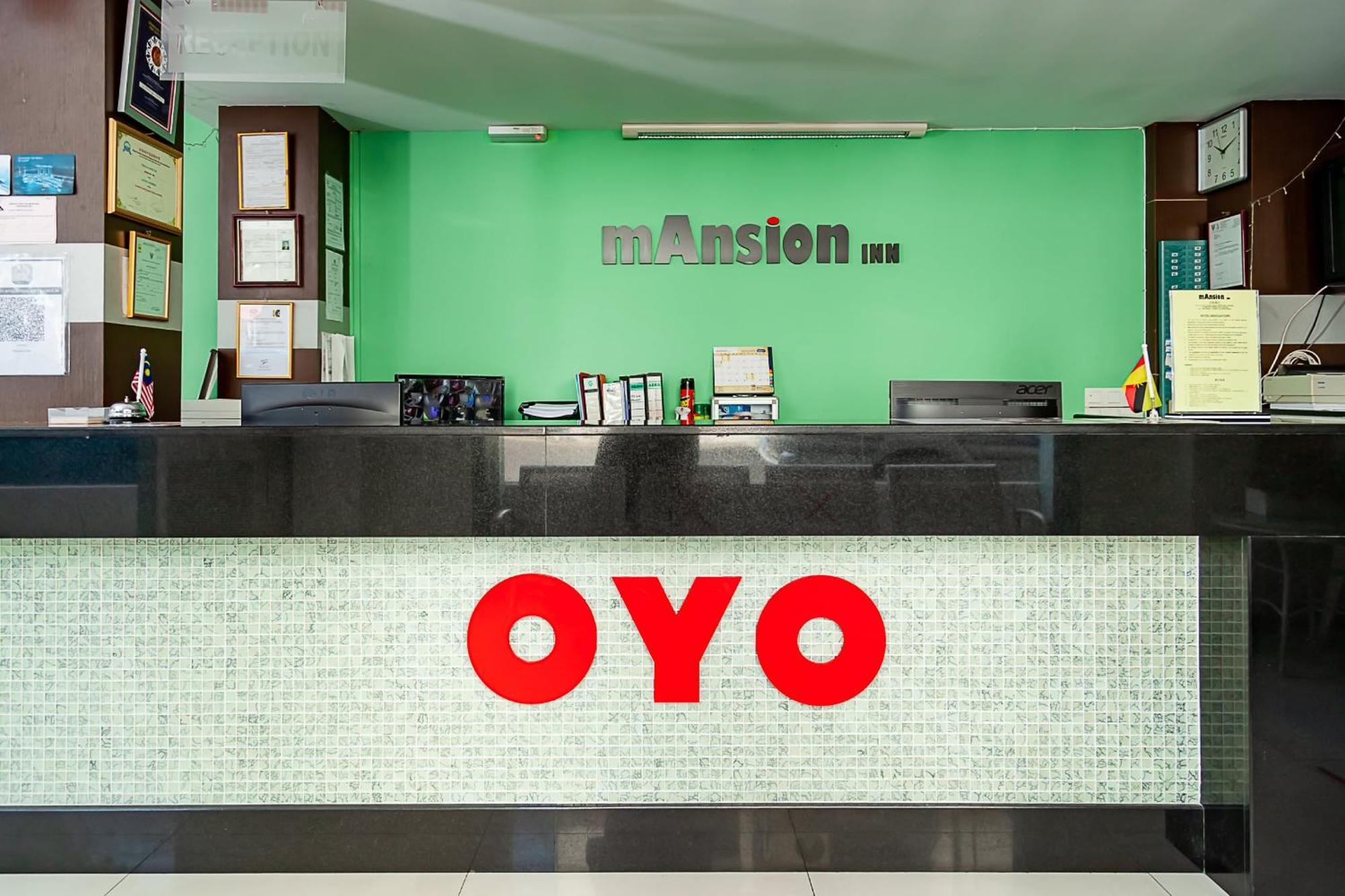 Super Oyo 90055 Mansion Inn Сибу Екстериор снимка